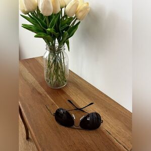 COLUMBIA Stylish Black Aviator Sunglasses 😎 Like New!